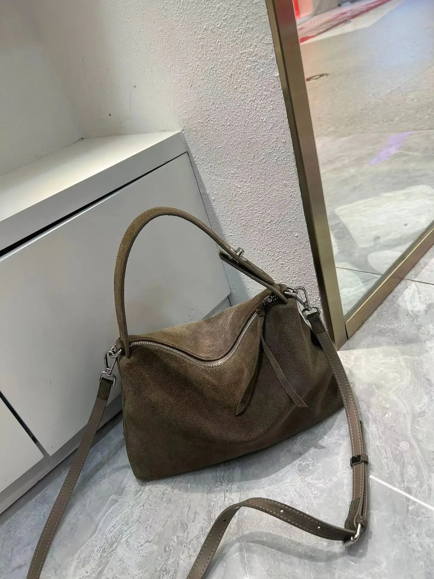 Genuine leather - Marcus bag